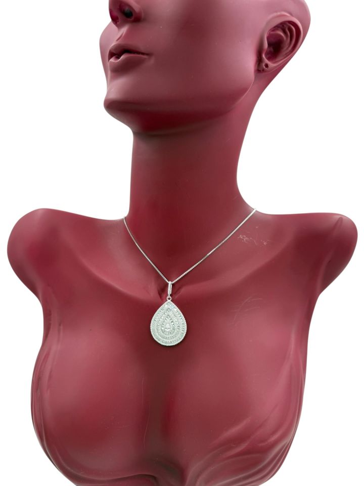Damla model Mozanit taşlı kolye