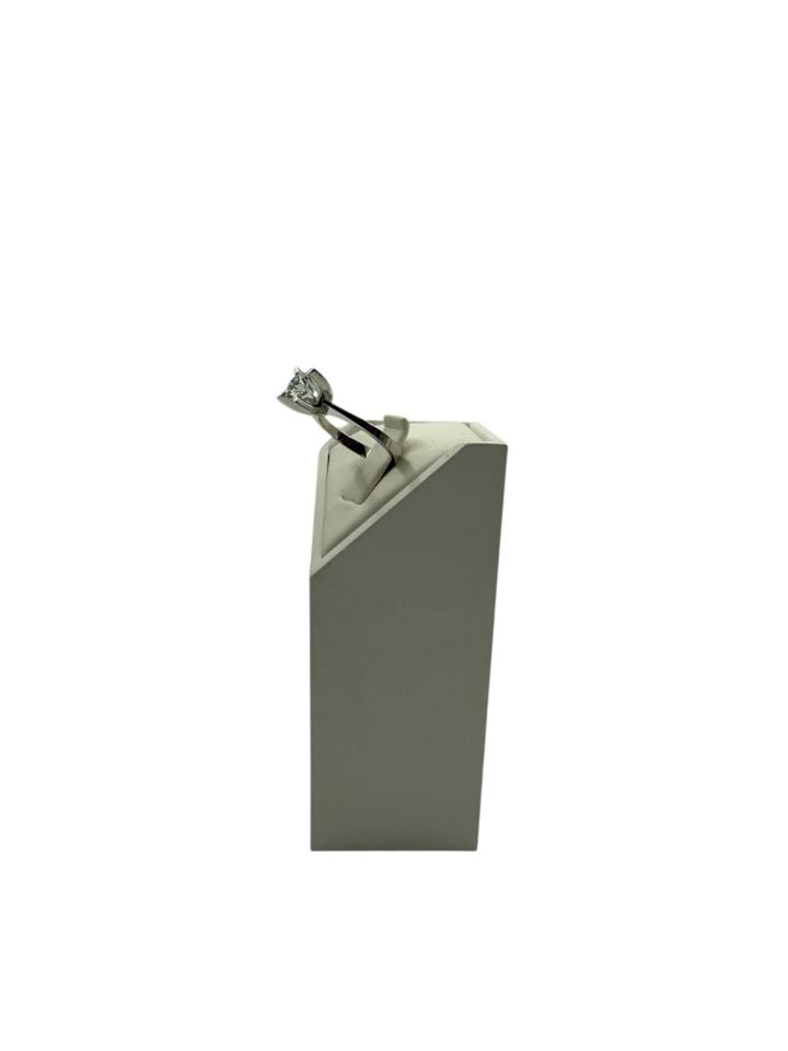 0.82ct Tektaş pırlanta yüzük