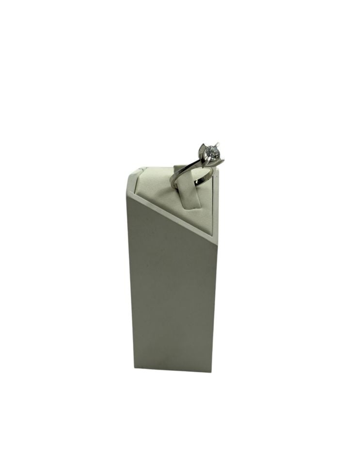 0.82ct Tektaş pırlanta yüzük