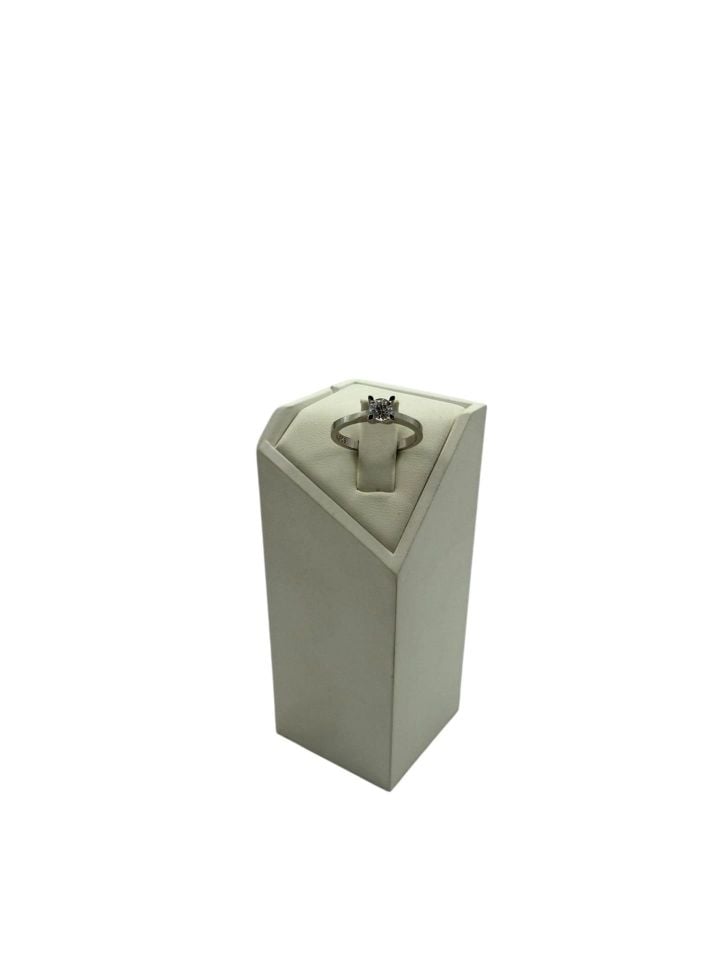 0.50ct Tektaş Badem tırnak yüzük 14 AYAR ALTIN
