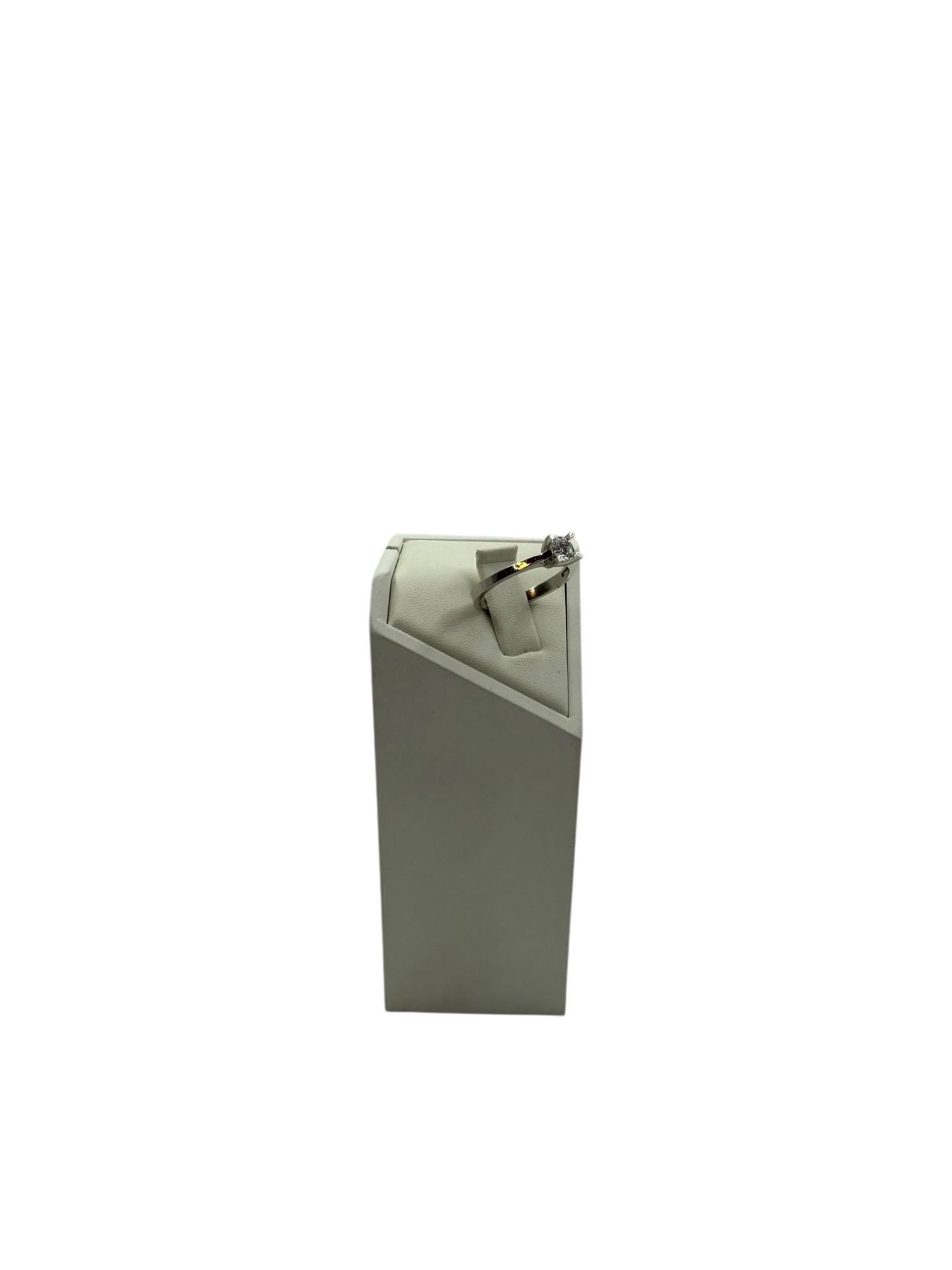 0.50ct Tektaş Badem tırnak yüzük 14 AYAR ALTIN